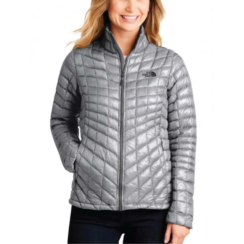 The North Face® ThermoBall™ Trekker Insulated Packable Puffer Jacket Women's M